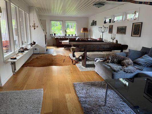 Bild 3 på Generös enplansvilla med bad, fiske och skog