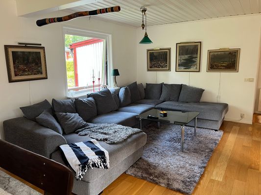 Bild 4 på Generös enplansvilla med bad, fiske och skog