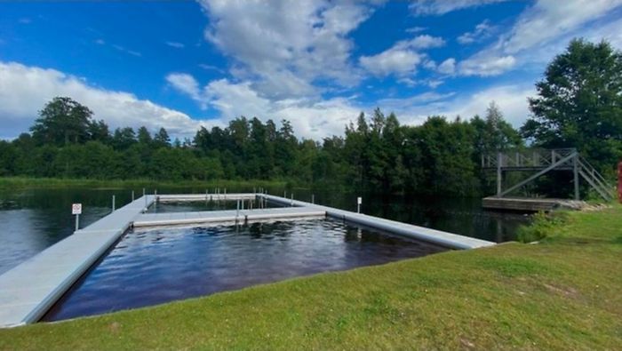 En idyllisk tillflykts plats vid sjön - Bild 54