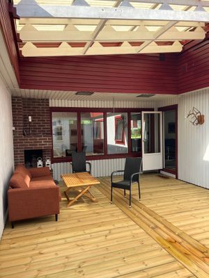 Generös enplansvilla med bad, fiske och skog - Bild 10