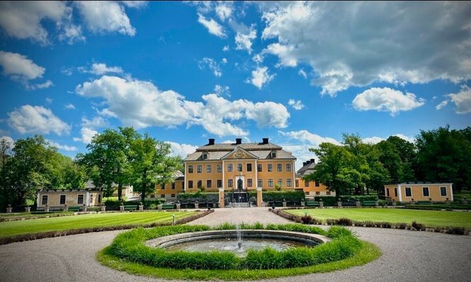 En idyllisk tillflykts plats vid sjön - Bild 47