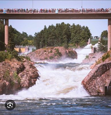 En idyllisk tillflykts plats vid sjön - Bild 71