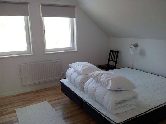 Stort modernt hus centralt i Ljugarn - Bild 7