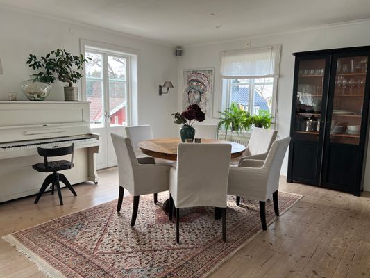 Stort hus vid vattnet i Sigtuna - Bild 10