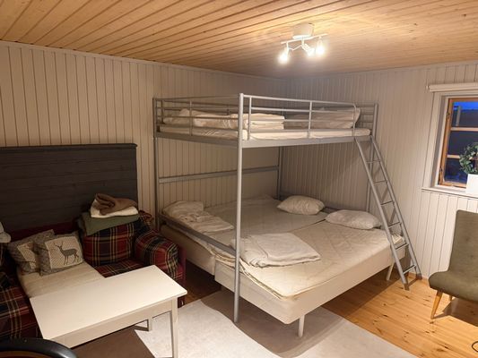 Fjällstuga med fantastiskt läge med vackra vyer - Bild 17