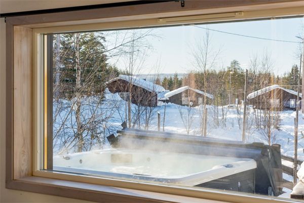 12bäddars stuga i kläppen med jacuzzi - Bild 25