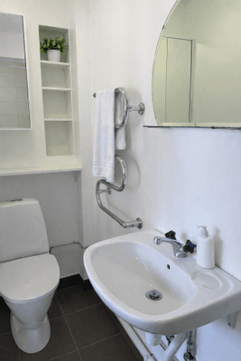 Djupvik - Öland. Stor tomt nära hav. Djur välkomna - Bild 13