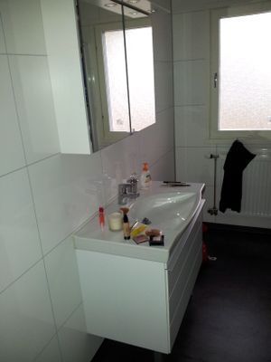 Stort modernt hus centralt i Ljugarn - Bild 6