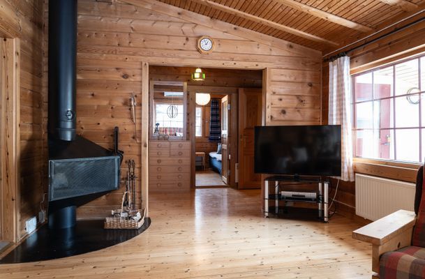 Tv och öppen kamin
