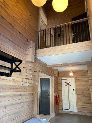 Villa Fjällsaga, timmerhus med ski-in/ski-out läge