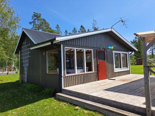 4+8bäddar. Barnvänligt N-Ön. 4 stugor.
