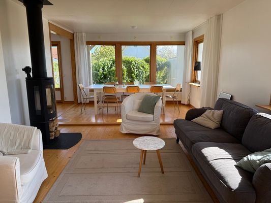 Stor och solig villa på Vrångö – ett skärgårdshem - Bild 12