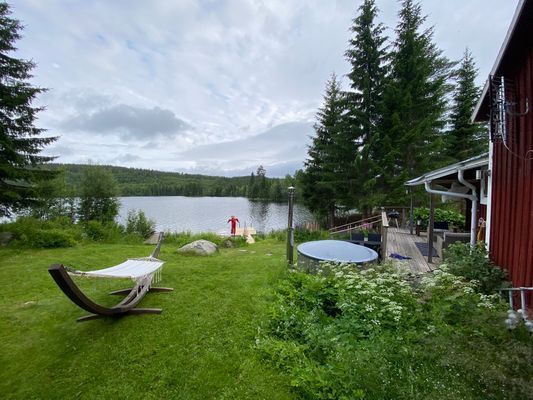 Stuga Höga Kusten med badtunna/ båt - Bild 11