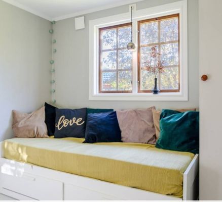 En idyllisk tillflykts plats vid sjön - Bild 18