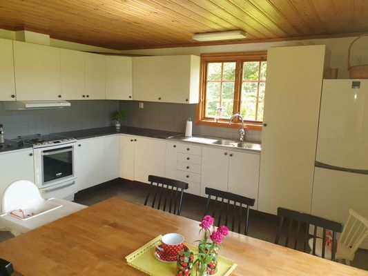 En idyllisk tillflykts plats vid sjön - Bild 9