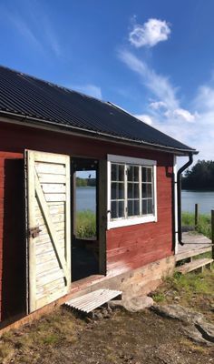 Vedeldad bastu med avskilt läge