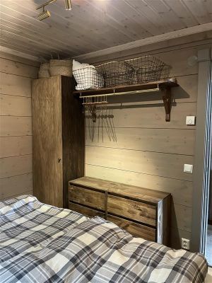 Hyr denna stuga i Åre på 67 m². 6 sängplatser. 11 000 - 15 000 kr per vecka. Se bilder och tillgänglighet här.