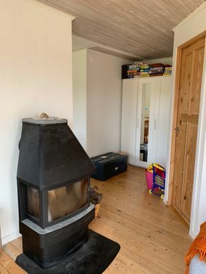 Fräsch stuga med utsikt, nära både hav och skog - Bild 13