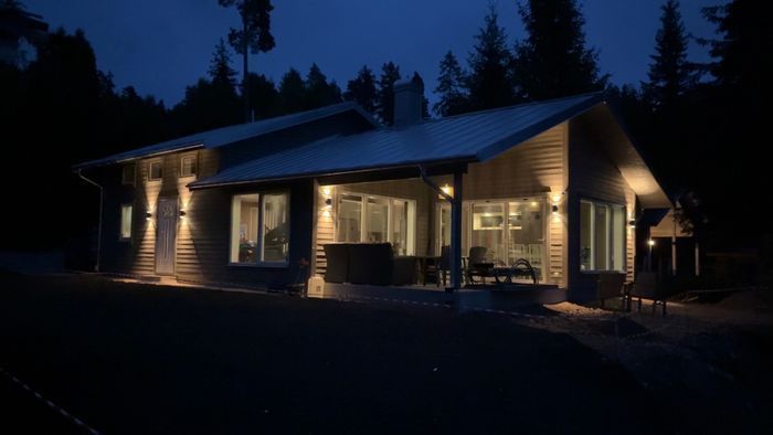 Mysig familjevänlig stuga vid sjö. - Bild 21
