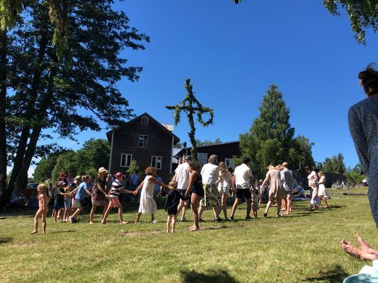Hus nära skog, hav och ängar - Bild 16