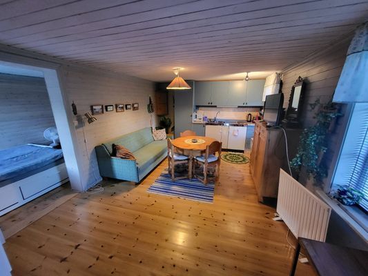 Hyr denna stuga i Kramfors på 38 m². 4 sängplatser. 3 250 - 3 975 kr per vecka. Se bilder och tillgänglighet här.