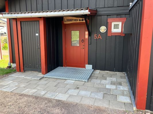Orsa/Grönklitt. Fräsch Lägenhet med Ski in-Ski out