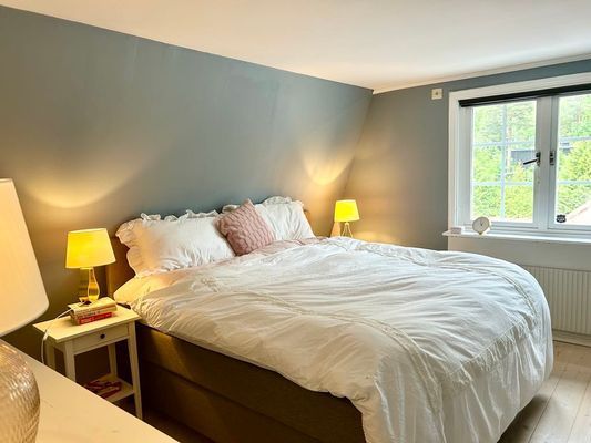 Stor Villa med Pool 15min från Stockholm - Bild 14
