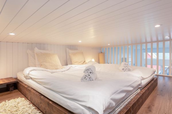 Hyr denna stuga i Åre på 45 m². 4 sängplatser. Pris ej tillgängligt. Se bilder och tillgänglighet här.