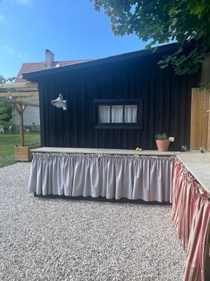 Charmigt stenhus nära muren - Bild 10