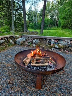 Eldstad med grillgaller