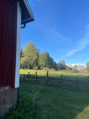 Bild 4 på Lantligt belägen stuga