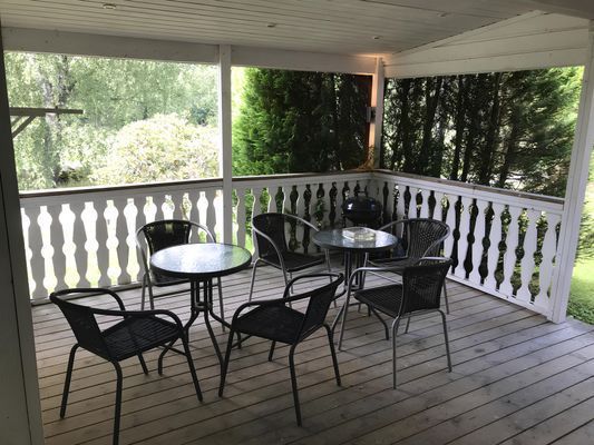 Mysig Stuga omgiven av natur - Bild 8