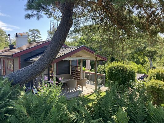 Mysig sommarstuga vid Ellös