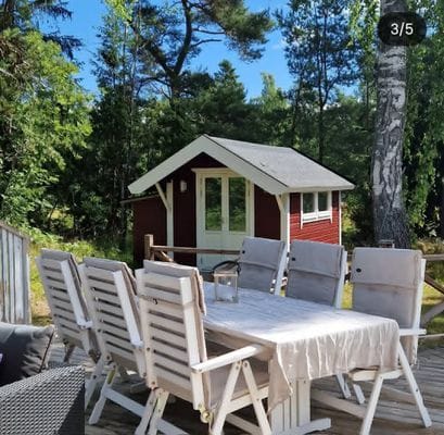 Bild 4 på Mysig stuga med sjö och havsnära läge