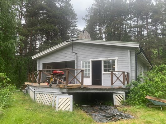 Sommarstuga i sommaridyll uthyres