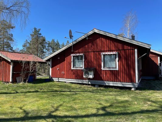 Mysig liten stuga i skärgården Figeholm - Bild 6