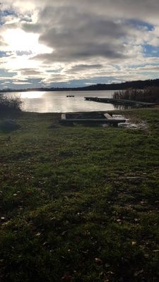 Charmig stuga med havsutsikt närhet till havet