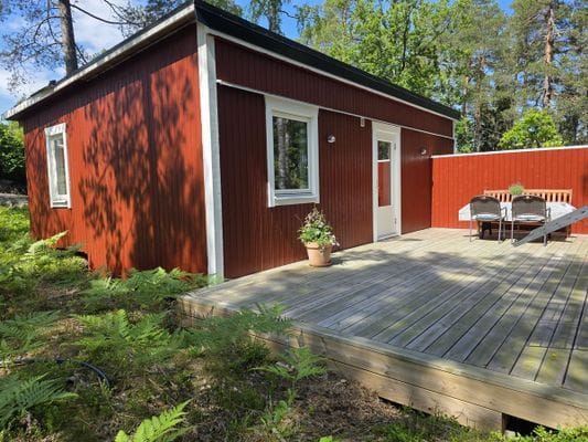 Lyckebo – din egen tillflykt 300m från badplats