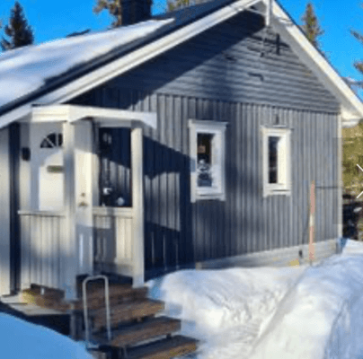 Hyr denna stuga i Storhogna på 45 m². 4 sängplatser. Pris ej tillgängligt. Se bilder och tillgänglighet här.