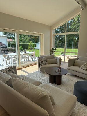 Nyrenoverad villa nära havet - Bild 6