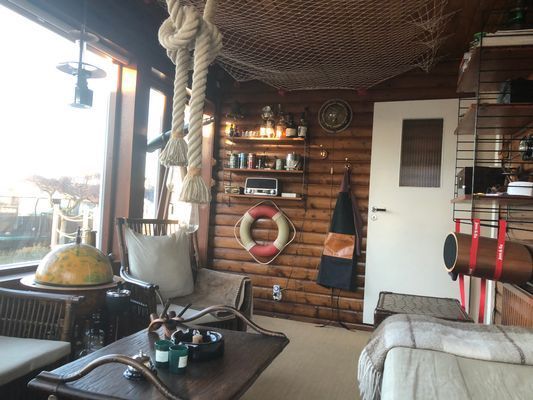 Stort strandnära sommarhus med härlig trädgård - Bild 20