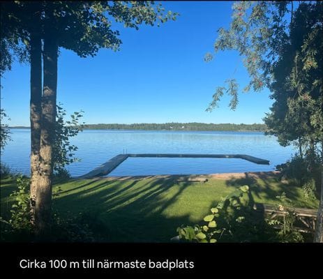 Charmig familjestuga nära sjön Bolmen - Bild 17
