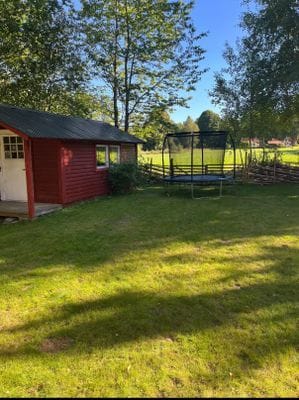 Charmig familjestuga nära sjön Bolmen - Bild 30