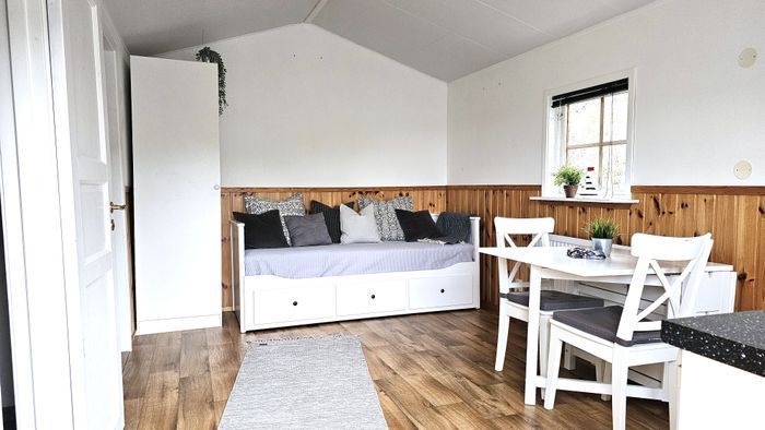 Bild 4 på Stuga nära hav & natur på Tjörn | SE09143