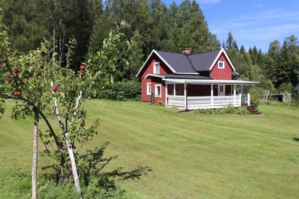 Bild 3 på Hus i avskilt läge