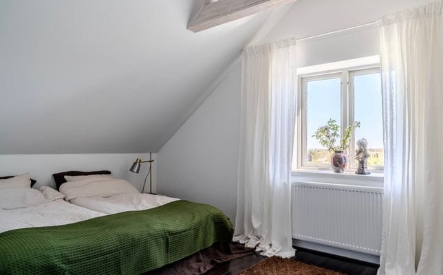 Vacker villa i Arild på naturtomt med havsutsikt - Bild 11