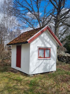 Soligt med stor tomt - Bild 24