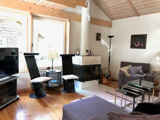Hyr denna stuga i Stockholm på 120 m². 5-7 sängplatser. Från 13 000 kr per vecka. Se bilder och tillgänglighet här.