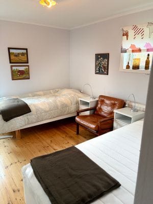 Stort hus med bastu, båt, brygga och sjöutsikt! - Bild 24