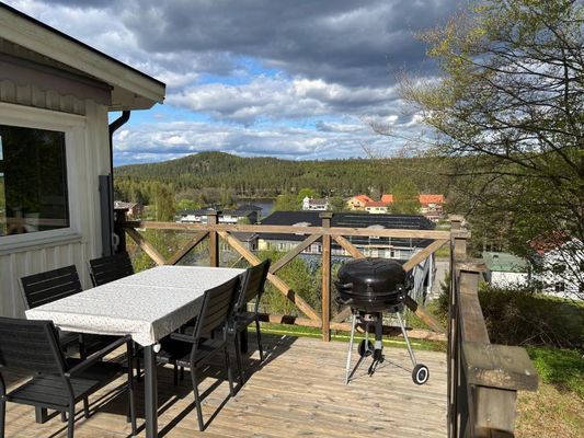 Stort Hus, underbar utsikt och 3 min till Isaberg